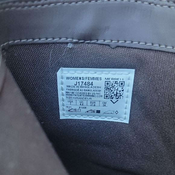 Merrell Chocolate Ankle Boots with Strap - Picture 10 of 10